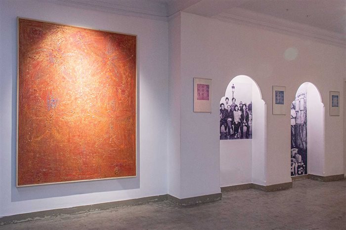 چیدمان نمایشگاه رو به زندگی