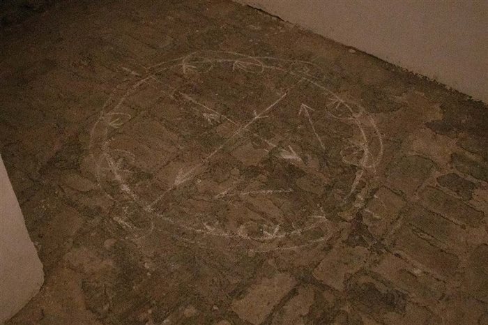 Artwork by Maryam Ghorbani