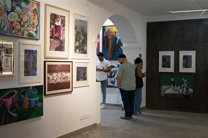 نمایشگاه گروهی «مان»