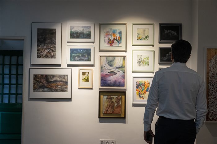 نمایشگاه گروهی «مان»