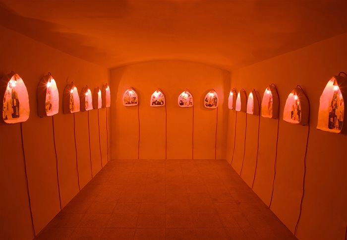 تینا ابتهاج، S.O.S، چیدمان، ۱۴۰۱